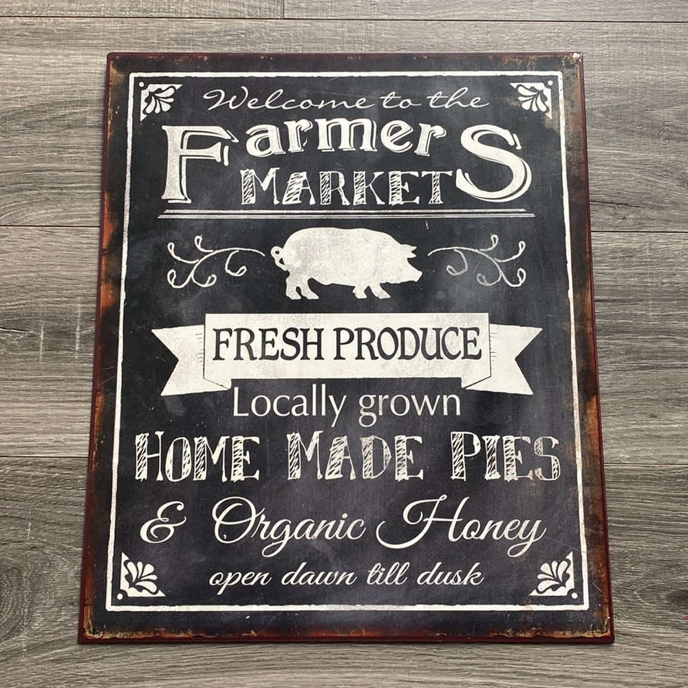 Metal farm house decor